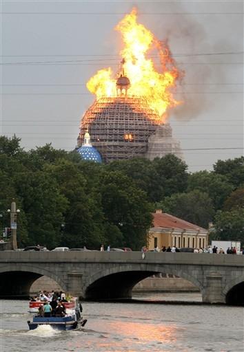 Spłonął Sobór św. Trójcy w Petersburgu