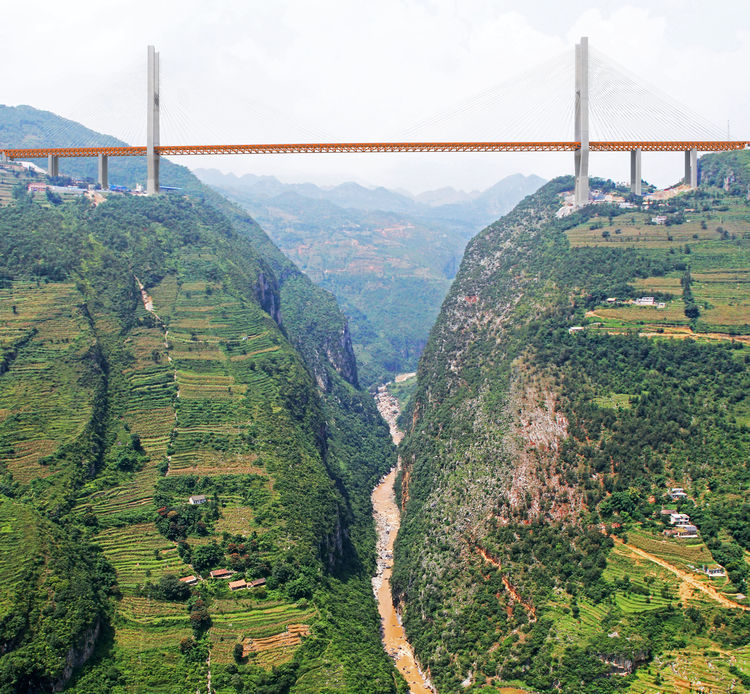 Najwyższy most na świecie ukończony